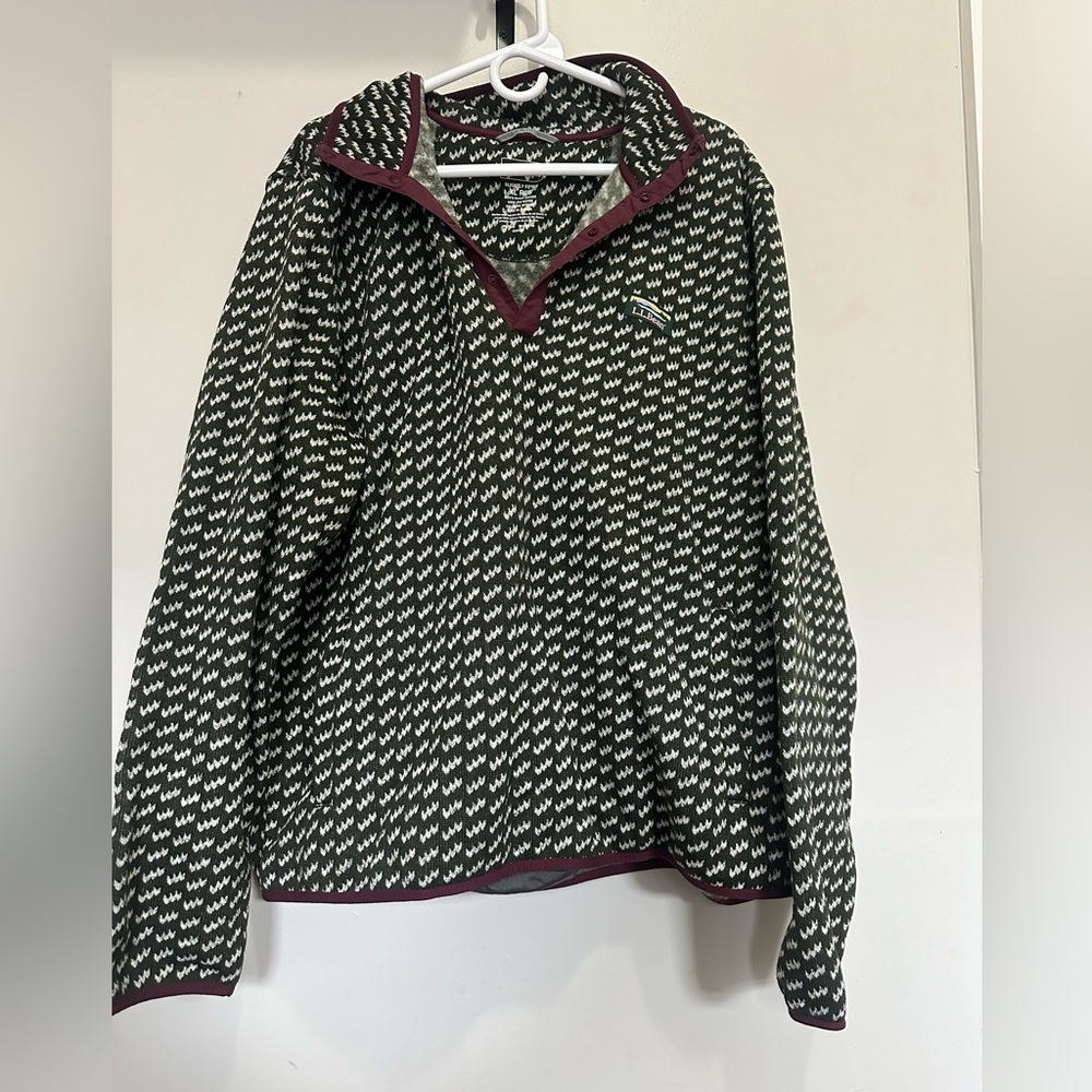 L.L. Bean Forest Green and Cream Snap Pullover with Maroon Trim.